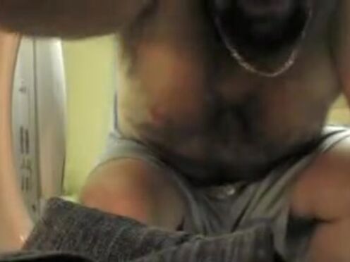 Порно делает куни самой себе