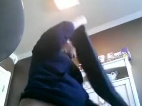 Секс с пасынком в номере отеля