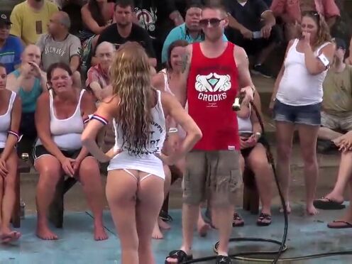 Бесплатно порно директор вызвал мать ученика