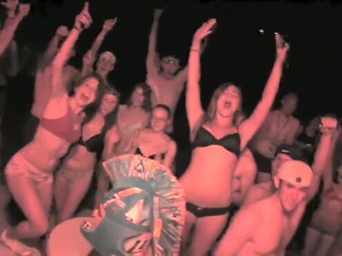 Секс порно под одеялом с любовником русское