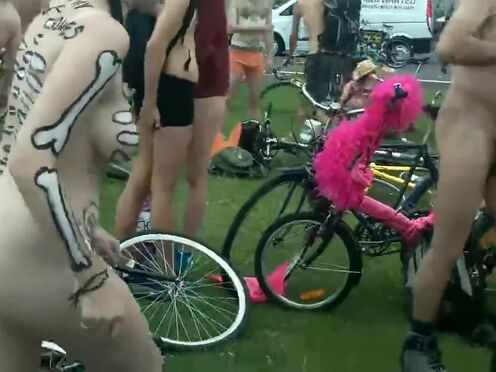 Порно и секс под юбкой учениц