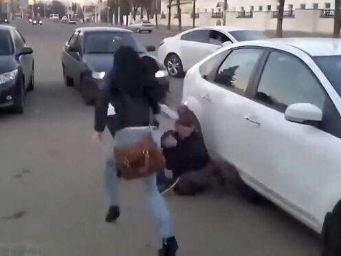 Учительница начала секс с ученицей