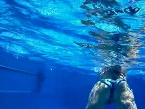 Порно семья свингеров мама сынок и дочка