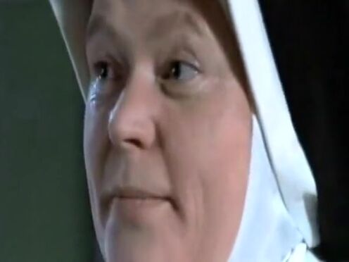 Порно жирных бабушка на ферме