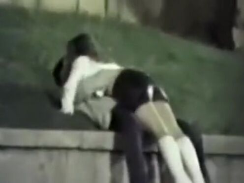 Порно суку ебут по сперме