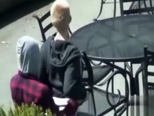 Метро нарвская девушка занимается для секс