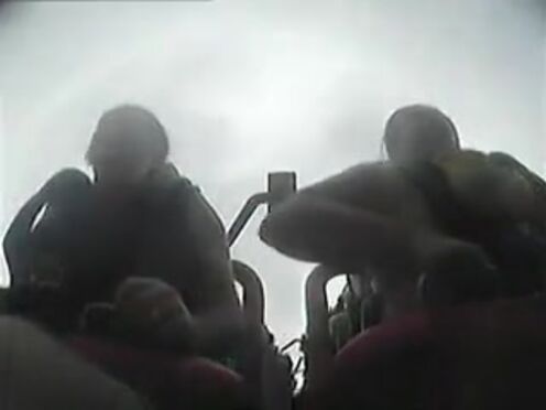 Порно мужик принудительно изнасиловал в рот девку