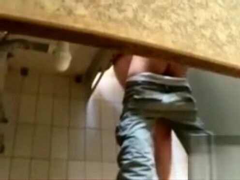 Трахнул сисястую одноклассницу в школе