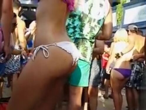 Сексуальные каникулы в деревне