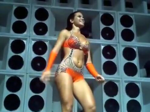 Смотреть порно дочь спалила мать с любовниками