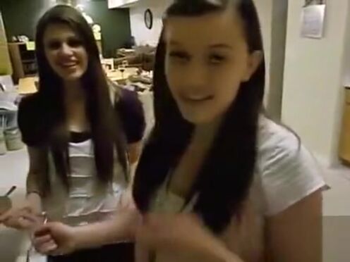 Секс мама пизда кончил стен дома