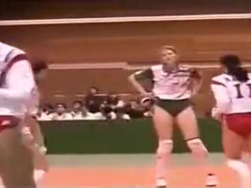 Сексуальная баба с седыми волосами анал