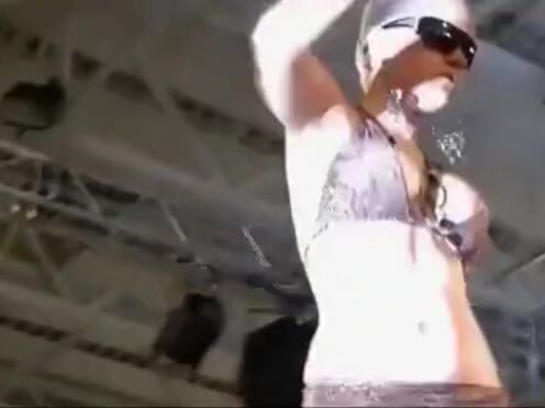 Порно онлайн грубо жестко принуждение отчим развел