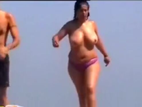 Вор нашел хозяйку в шкафу и трахнул