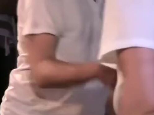 Порно жесткие госпожи имеют мужика и бабу