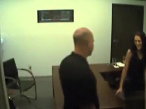 Секс в мини кожаном платье