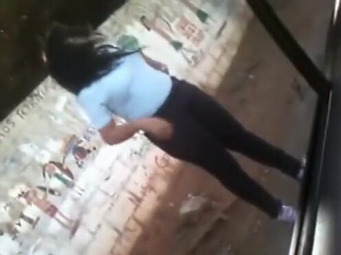 Трахают хозяйку отеля