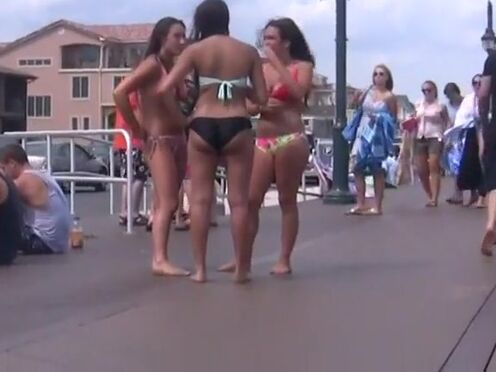 Секс папа первый раз сунул дочке