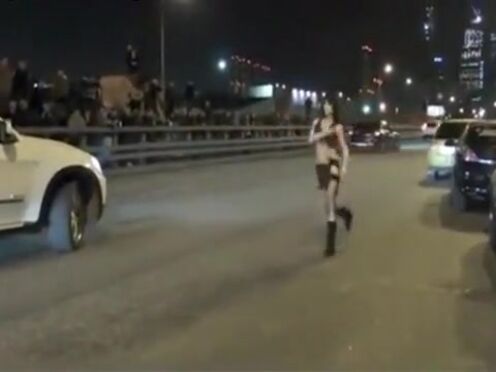 Супер порно в рот конча полностью арал