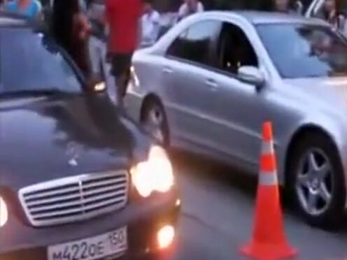 Порно видео мать в школьной форме