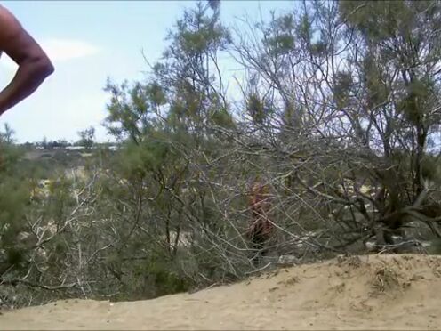 Порно мама взяла в рот пульсирующий хуй