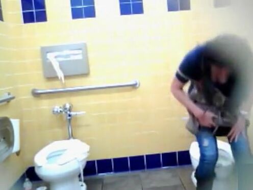 Порно лесби с окончанием в ротик