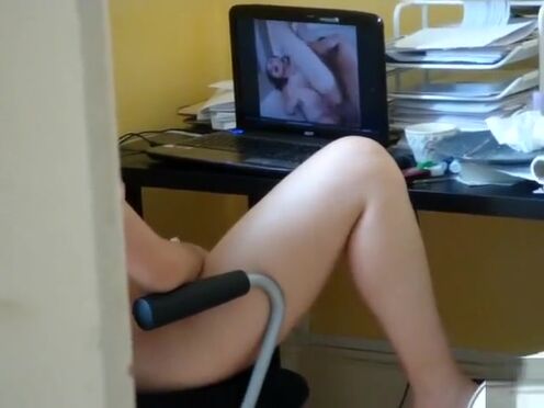 Порно с пышной милфой мжм