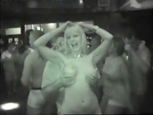 Секс где очень много стонов