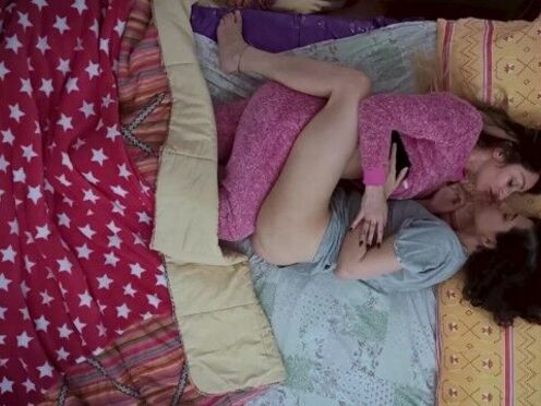 Порно изнасиловал хозяйку