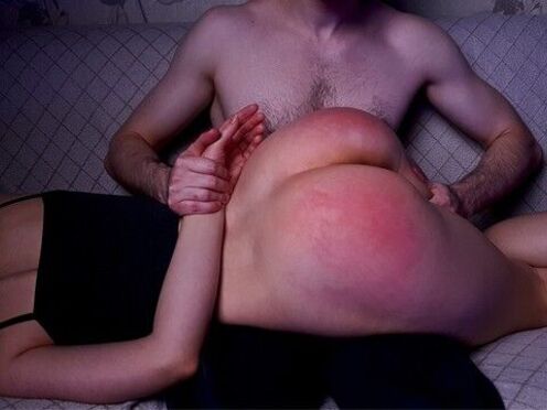 Порно королевы писсинг