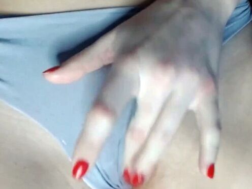 Порно жена раздвигает