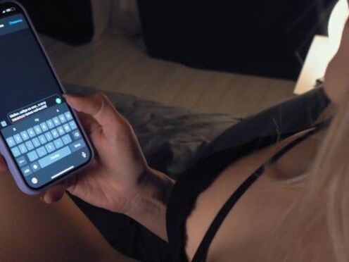 Порно анал школьниц в белых чулках гиф