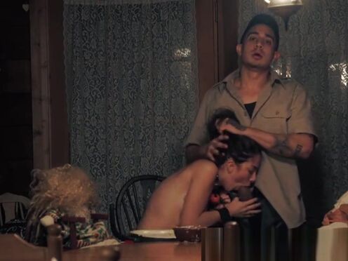 Русское порно кончил в вагину