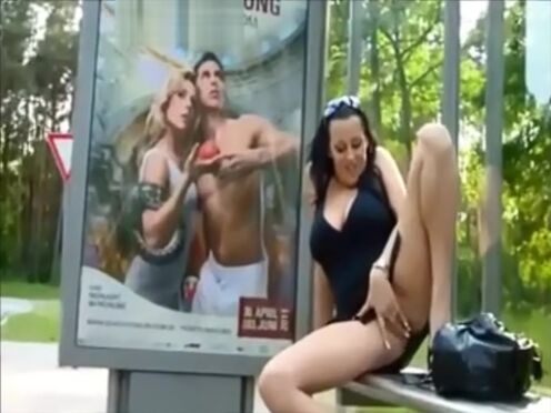 Секс семейной пары вместе с другом семьи