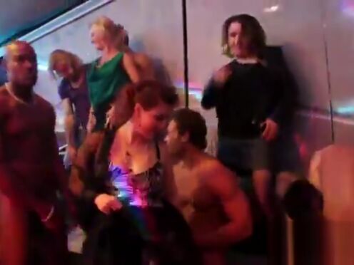 Секс с женой дяди насильно