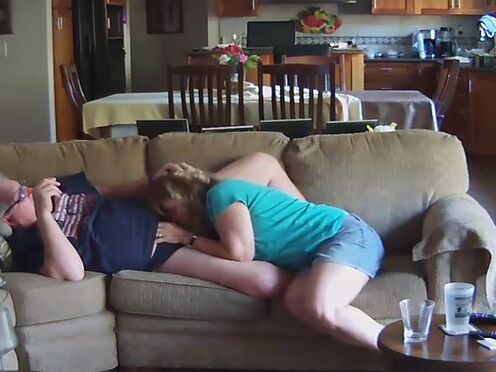 Порно стройные девочки с вибратором машина