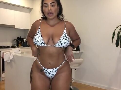 Смотреть порно видео стиве холме с пышками